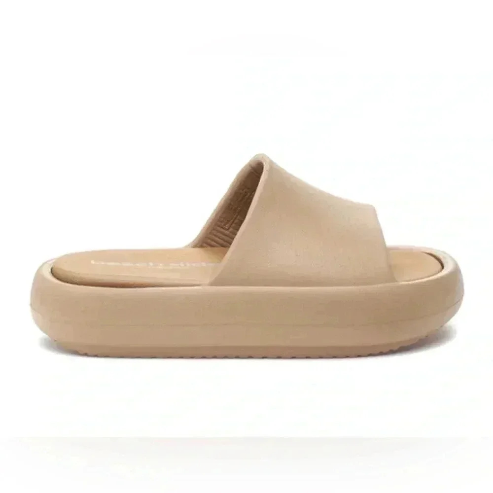 NWB J Slides Sand EVA SQUISHSandals Beach Slides Womens Size 11